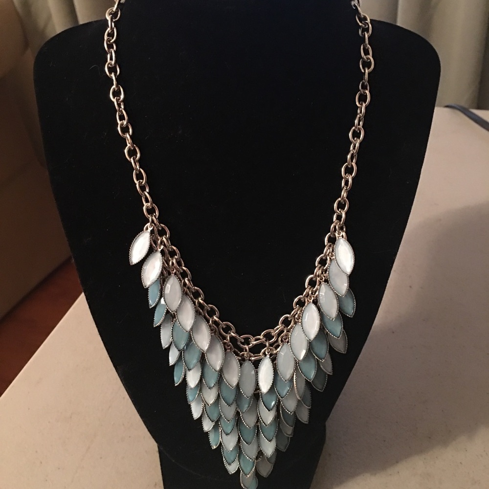 Silver crystal drop necklace